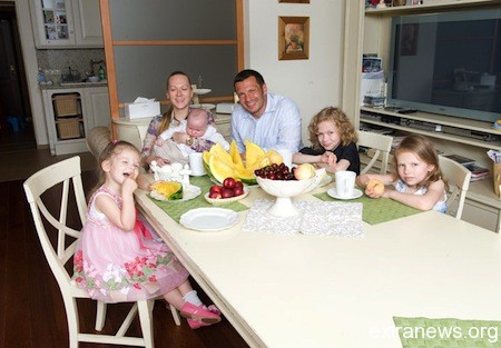 Владимир Соловьев с семьей